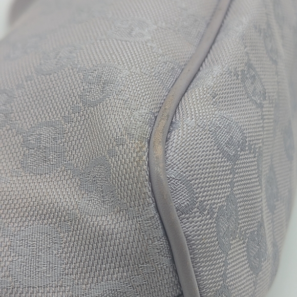 Gucci Grey GG Canvas Shoulder Bag – Small / Light Purple - Picture 7 of 10